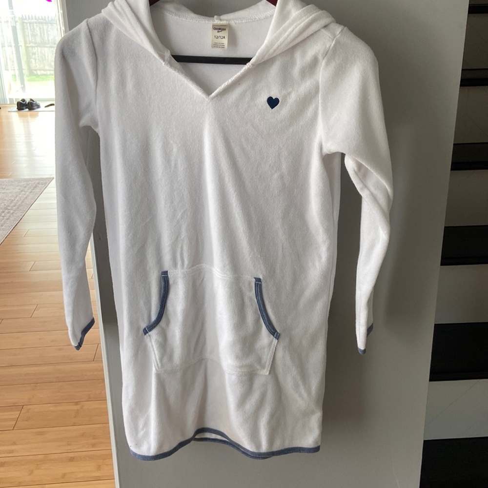 Oshkosh white cover up